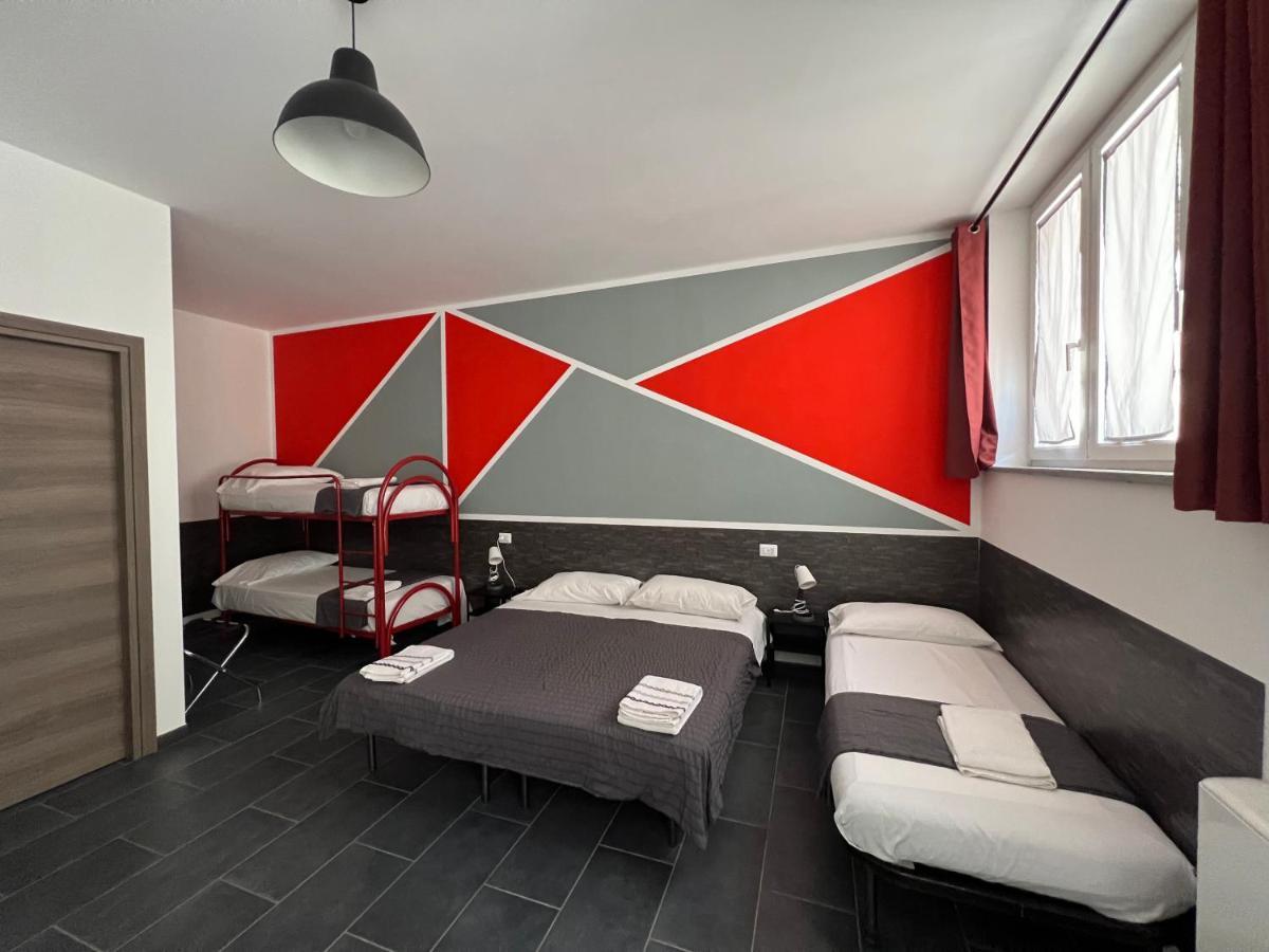 Hostel Turin Metro Young エクステリア 写真